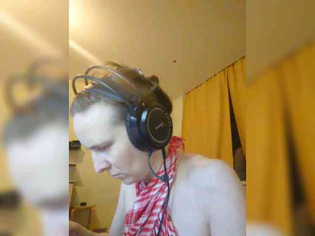 Magretta_Dering webcam