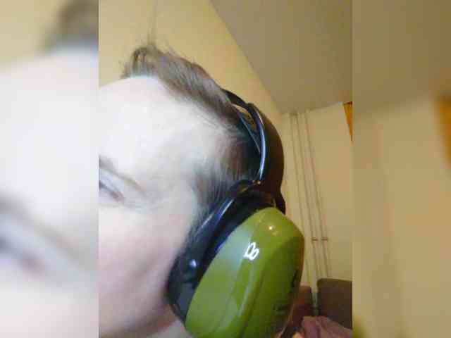 Magretta_Dering webcam