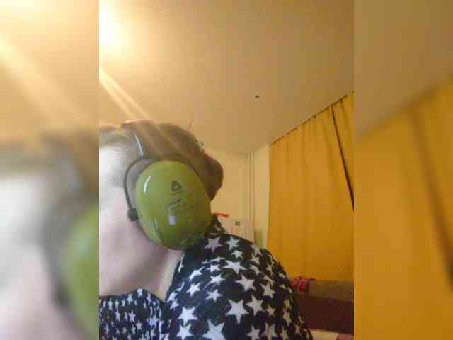 Magretta_Dering webcam