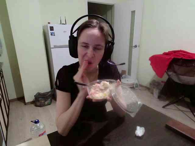 Magretta_Dering webcam