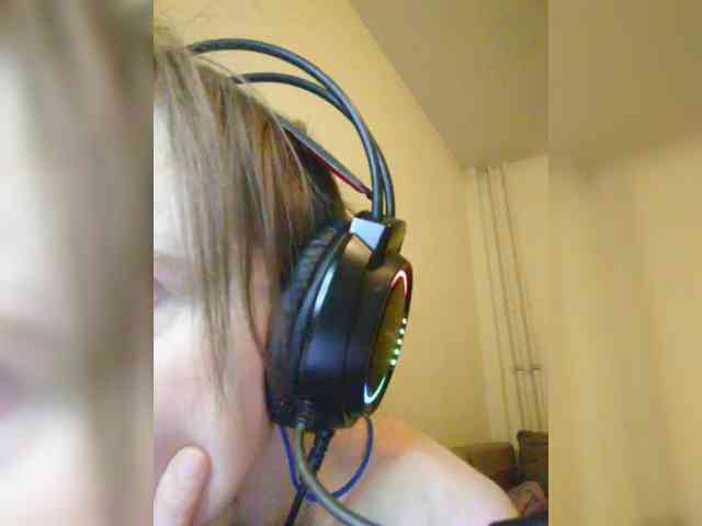 MagrettaXX Live Webcam on BongaCams