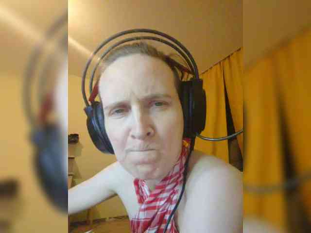 Magretta_Dering webcam