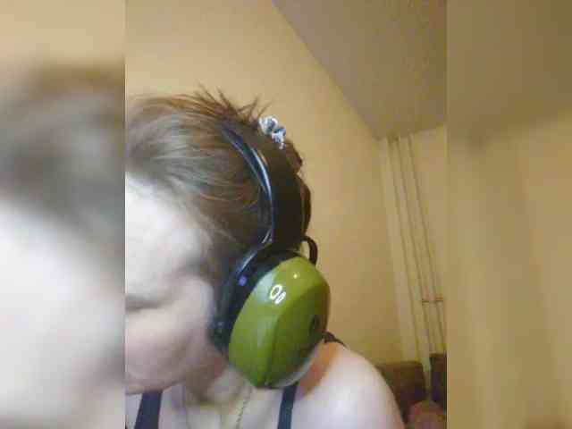 Magretta_Dering webcam