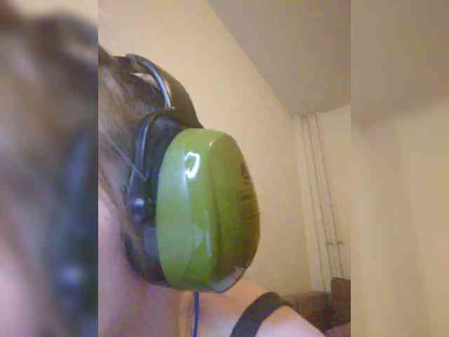 Magretta_Dering webcam