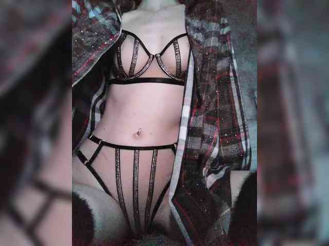 Lady-meow's webcam live show