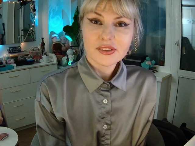 GlamourAsmr's BongaCams show and profile