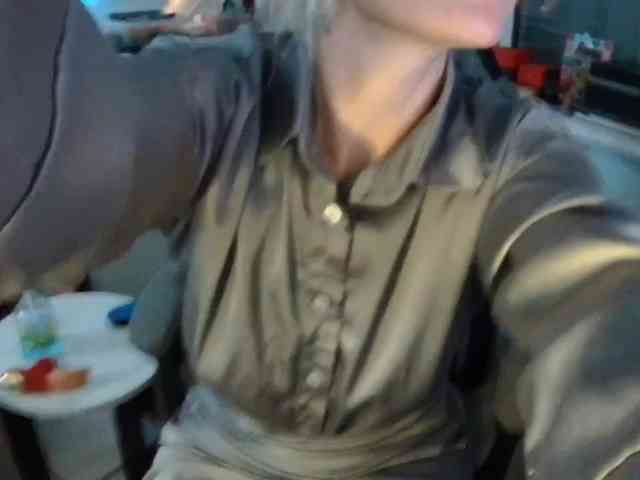 YayaTwist webcam