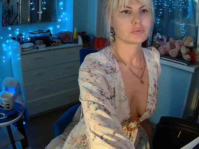 YayaTwist webcam