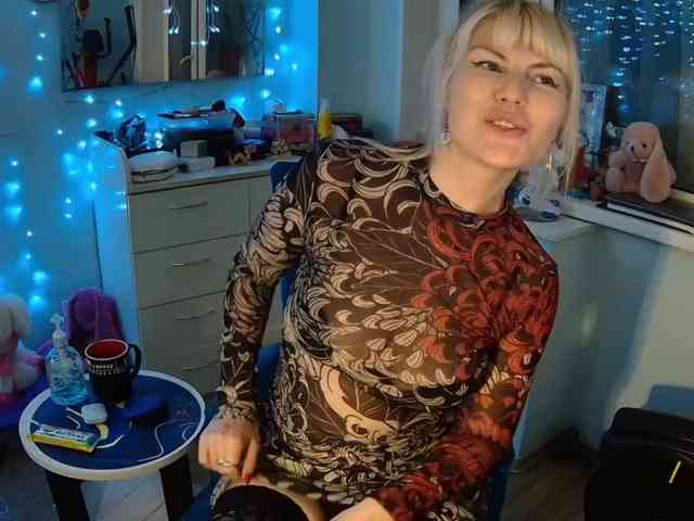 YayaTwist webcam