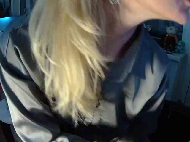 YayaTwist webcam