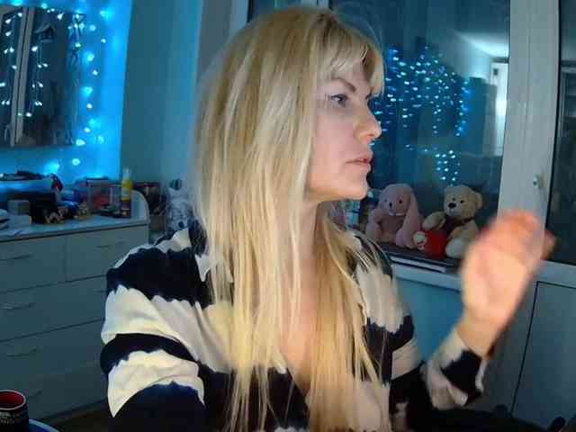 YayaTwist webcam
