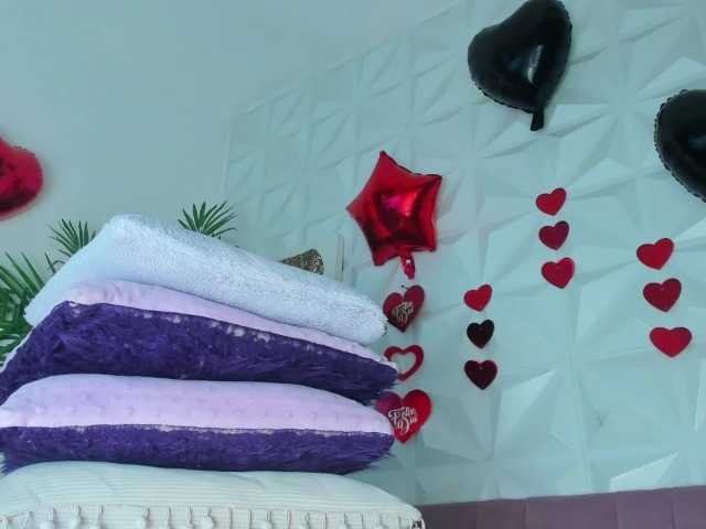 Hellen-Sky's BongaCams show and profile