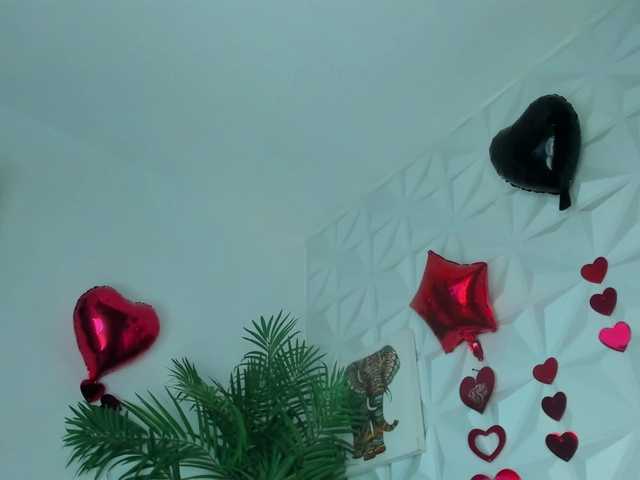 Hellen-Sky's BongaCams show and profile