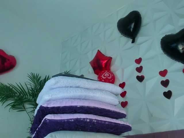 Hellen-Sky's BongaCams show and profile