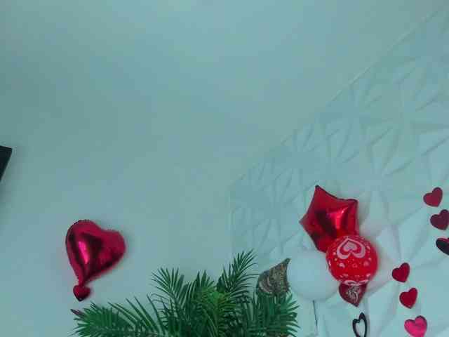 Hellen-Sky Live Webcam on BongaCams