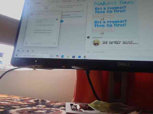 YasminaGeil webcam