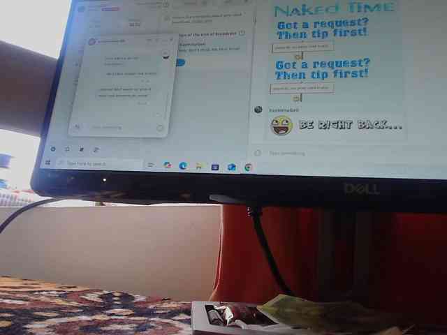 YasminaGeil webcam