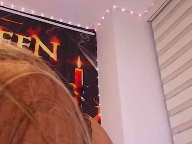 is-amelia webcam
