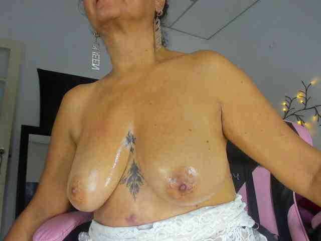 marie-naugthy webcam