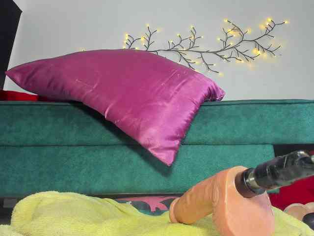 marie-naugthy marie-naugthy