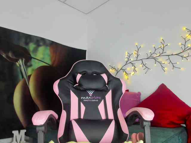 marie-naugthy webcam