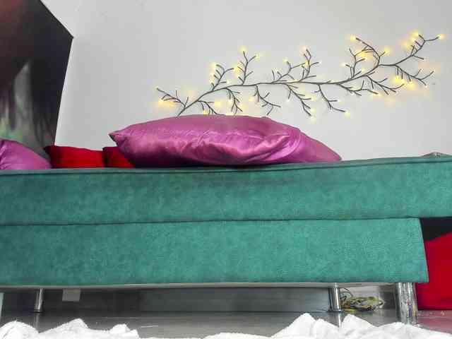 marie-naugthy webcam