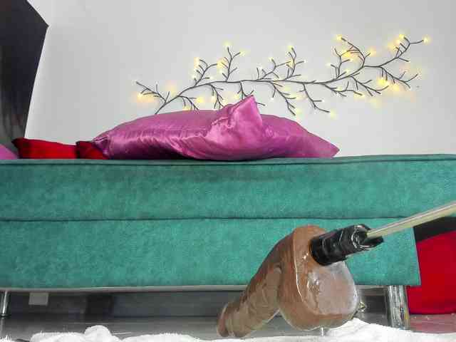 marie-naugthy webcam