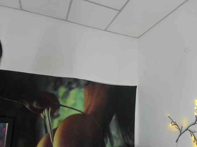 marie-naugthy webcam