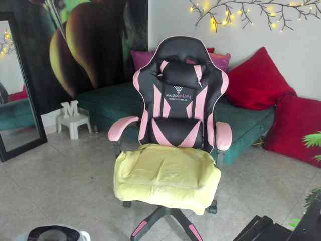 marie-naugthy webcam