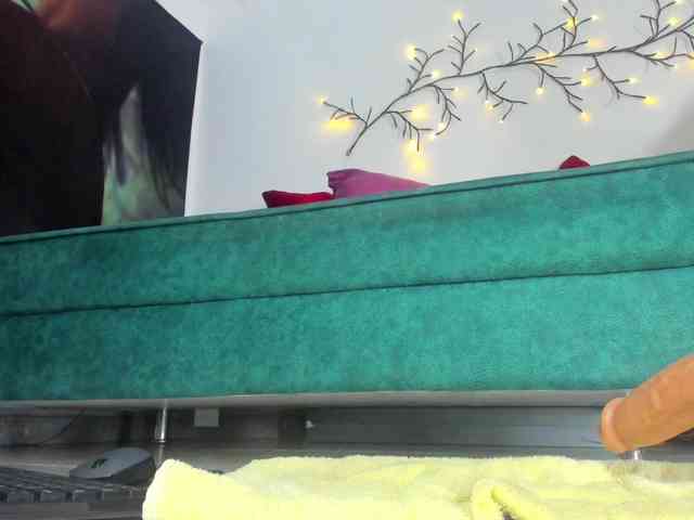 marie-naugthy webcam