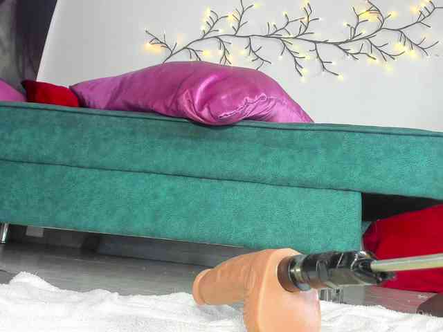 marie-naugthy webcam