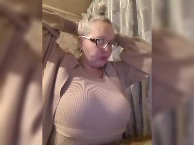 CerdAyaz's BongaCams show and profile