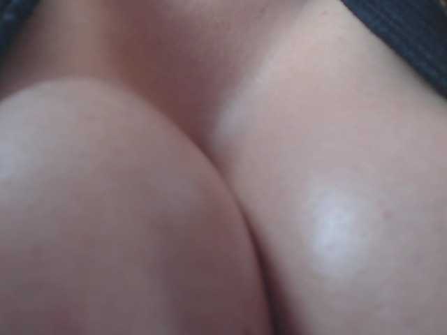 sandyxnaughty's BongaCams show and profile