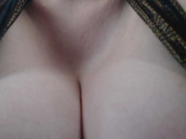 sandyxnaughty's BongaCams show and profile