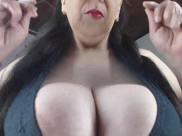 sandyxnaughty's BongaCams show and profile