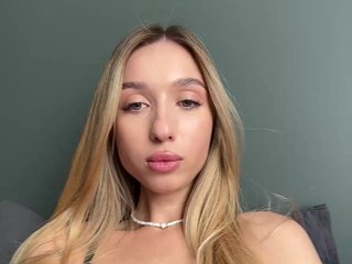 Mija_Rio Porn Show
