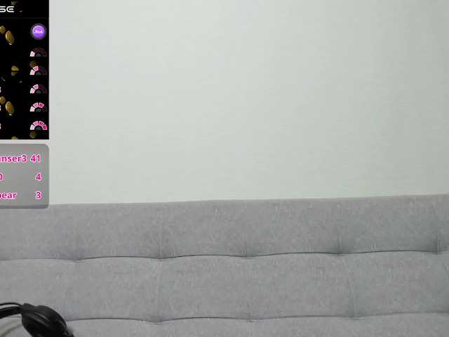 AliciaMilf's BongaCams show and profile