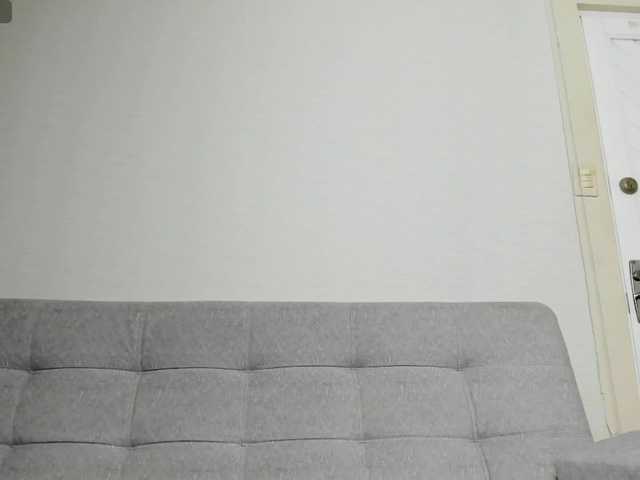 AliciaMilf's BongaCams show and profile