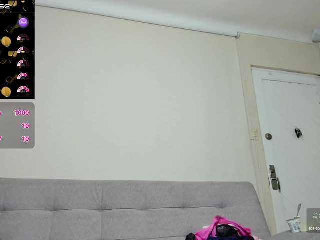 AliciaMilf live cam profile
