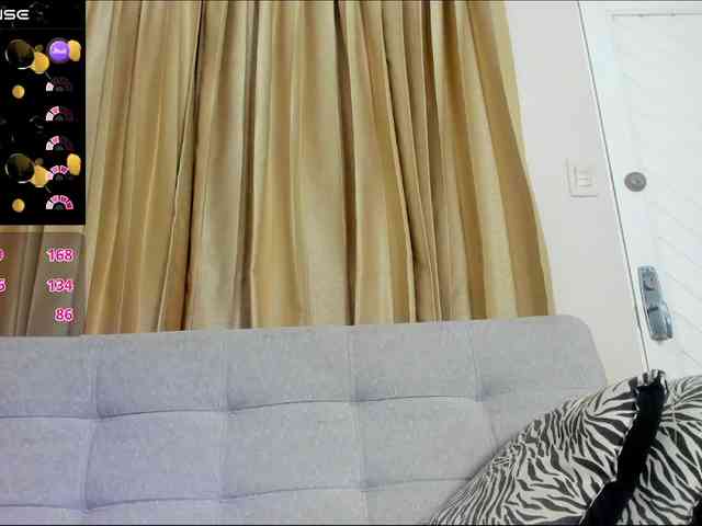 AliciaMilf webcam
