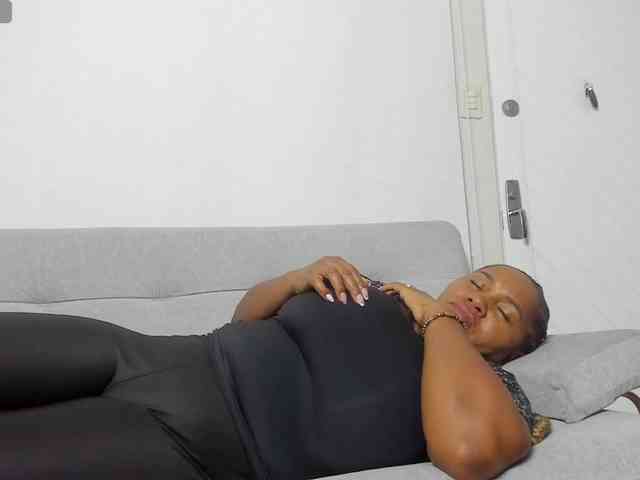 AliciaMilf AliciaMilf