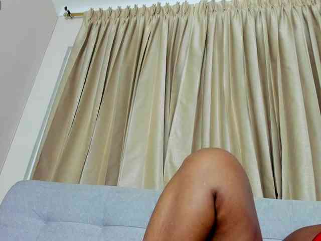 AliciaMilf webcam