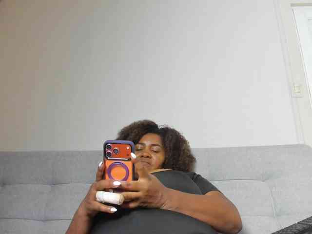 AliciaMilf Live Webcam on BongaCams