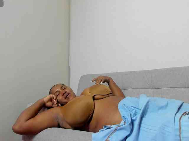 AliciaMilf AliciaMilf