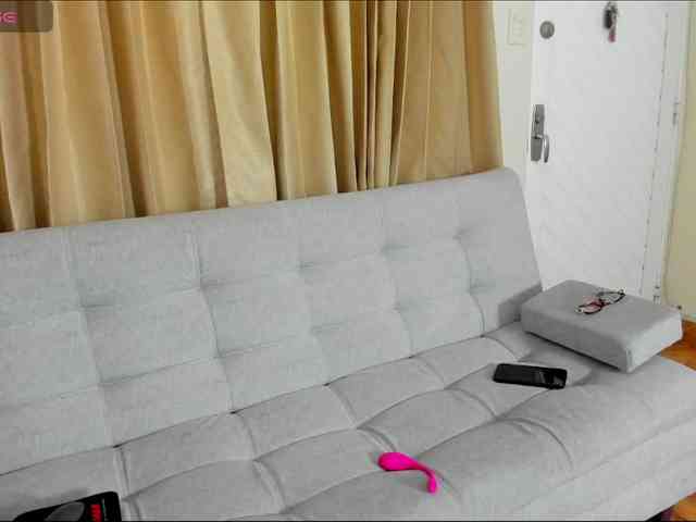 AliciaMilf webcam