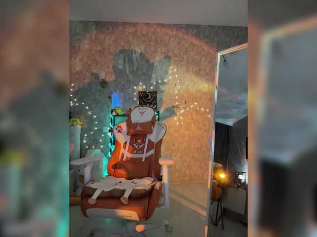 LolyMolly's BongaCams show and profile