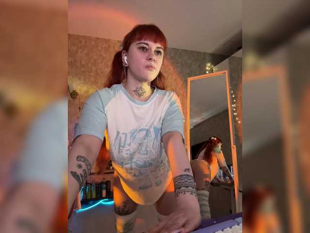 LolyMolly's BongaCams show and profile