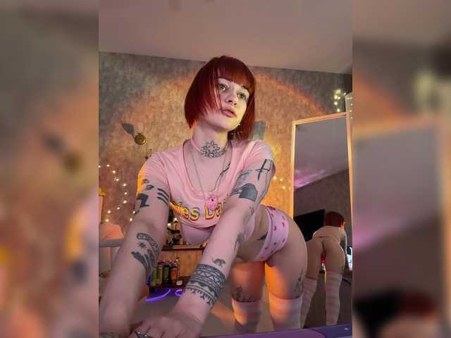 LolyMolly's BongaCams show and profile