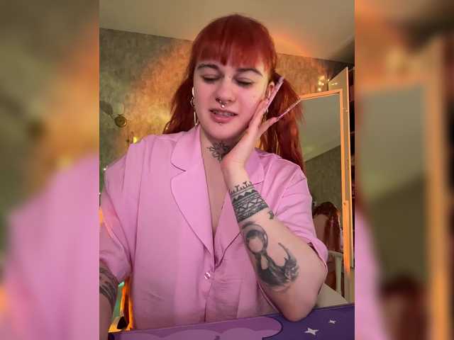 LolyMolly's BongaCams show and profile