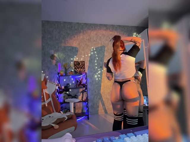 LolyMolly's BongaCams show and profile